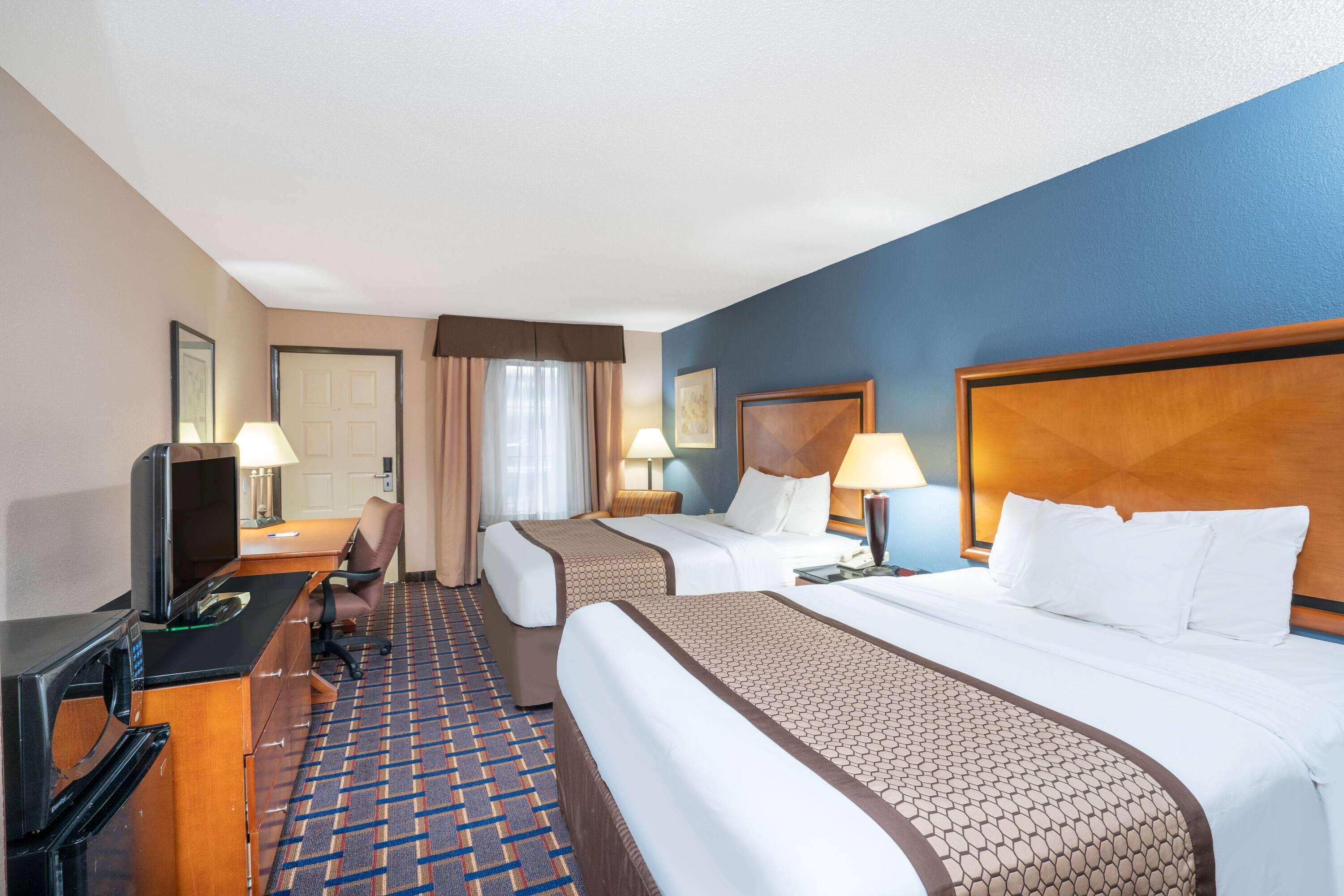 Baymont By Wyndham Knoxville I-75 Exterior photo