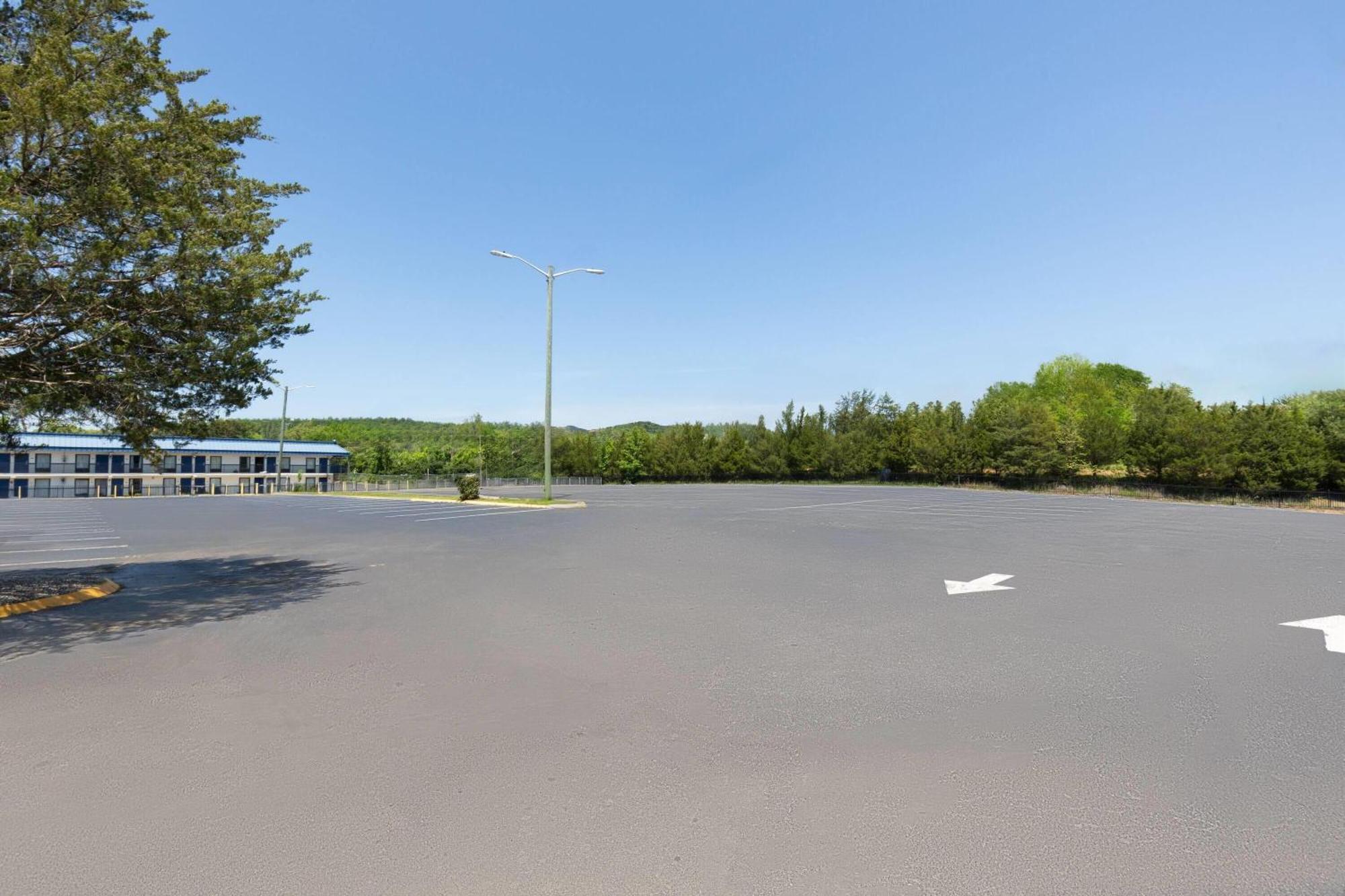 Baymont By Wyndham Knoxville I-75 Exterior photo